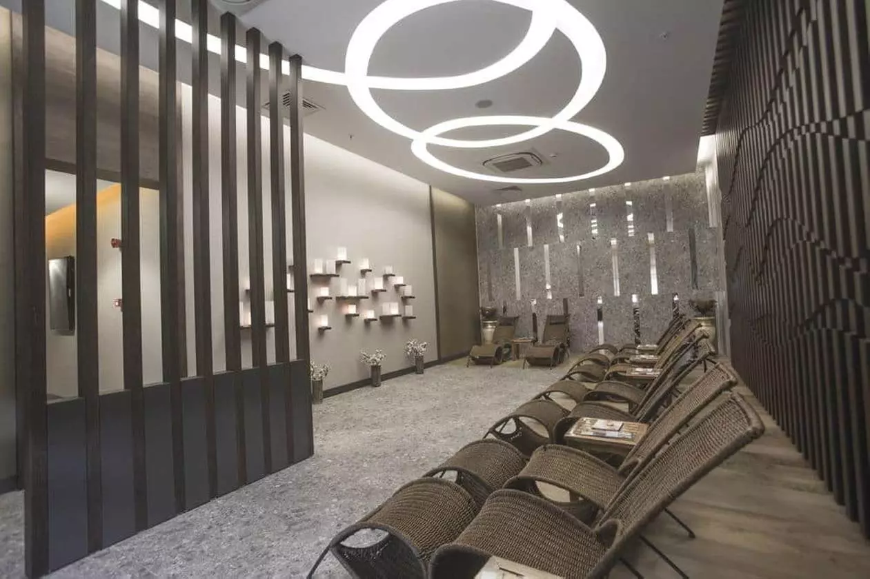 FAMERESIDENCE_LARA (3).jpg